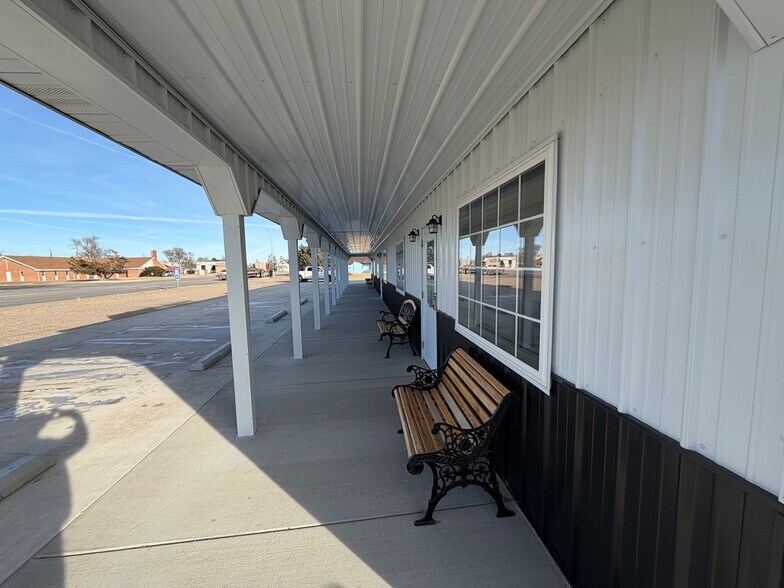 More Photos Of 103 E US Highway 287, Kit Carson Office For Lease