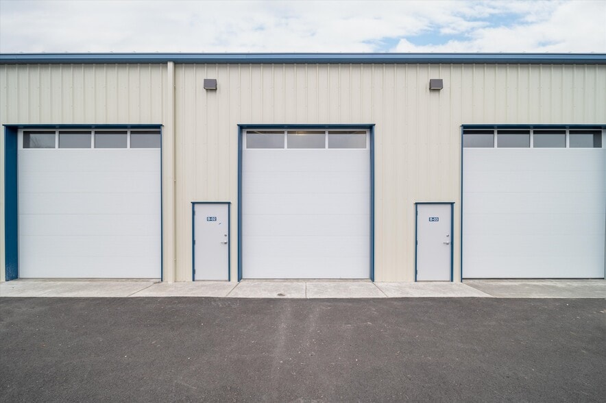Primary Photo Of 1704 Carolina St, Bellingham Industrial For Sale