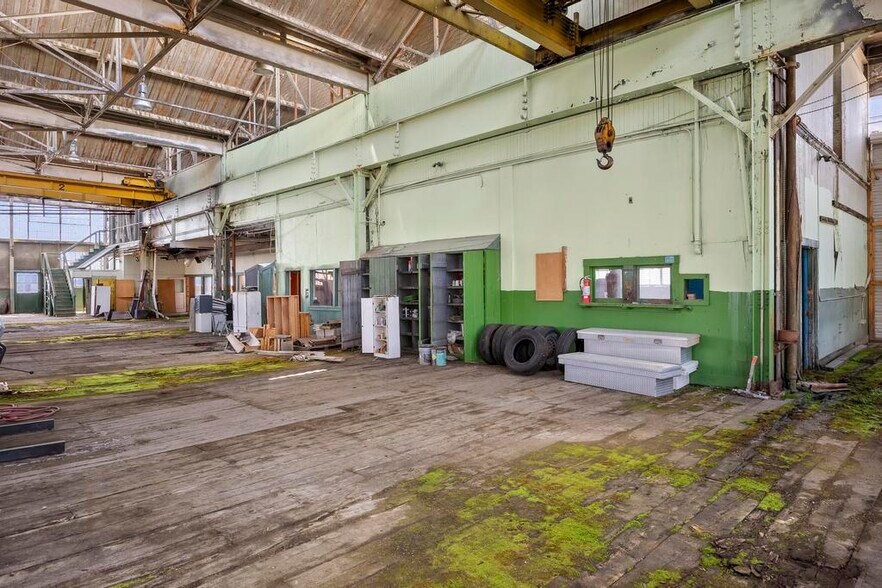 More Photos Of 244 Anaconda Rd, Butte Warehouse For Sale