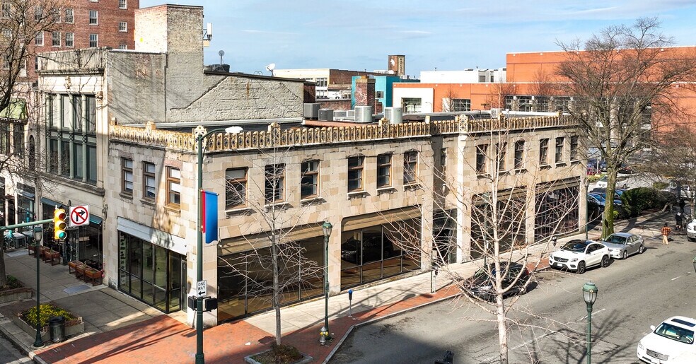 More Photos Of 424 E Grace St, Richmond Bank For Lease