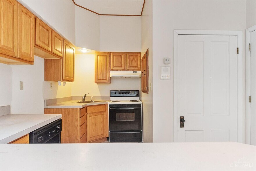 More Photos Of 112 Main St, Ripley General Retail For Sale