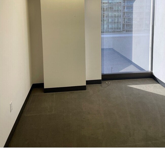 More Photos Of 3731 Wilshire Blvd, Los Angeles Office Residential For Lease