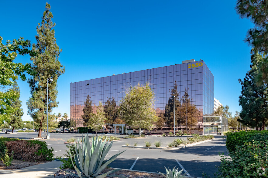 Primary Photo Of 2550 N Hollywood Way, Burbank Office For Lease