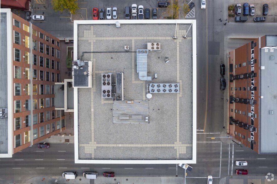 More Photos Of 396 11th Ave SW, Calgary Office For Sale