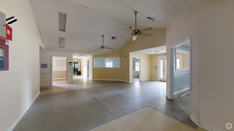 More Photos Of 2902 South Island Rd, Georgetown Healthcare For Sale
