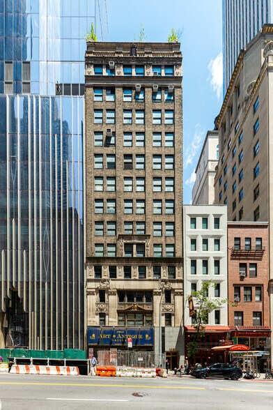 More Photos Of 119-121 W 57th St, New York Medical For Lease