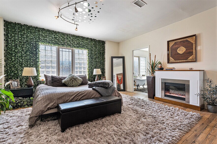 More Photos Of 50 W Arizona Ave, Denver Warehouse For Sale