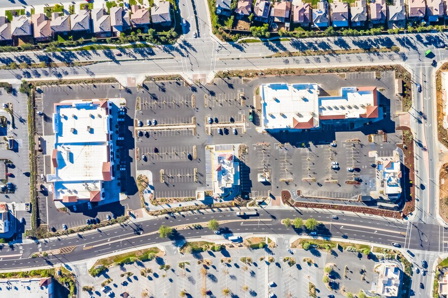 More Photos Of 1541-1545 E 2nd St, Beaumont General Retail For Lease