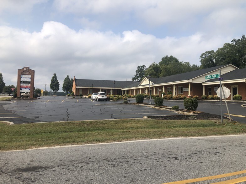 More Photos Of 329-339 Us-123-byp, Seneca Unknown For Lease