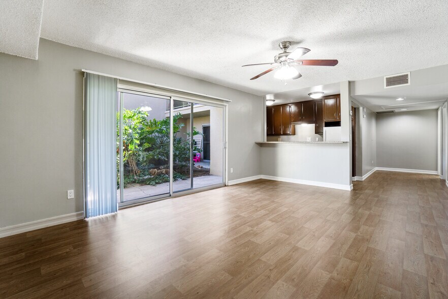 More Photos Of 5055 73rd St, San Diego Apartments For Sale