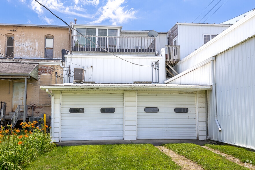 More Photos Of 125 E High St, Toledo Office For Lease