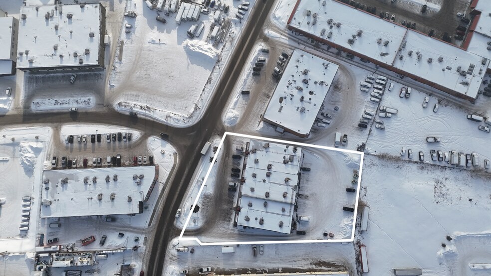 More Photos Of 3460 93 St NW, Edmonton Office For Lease