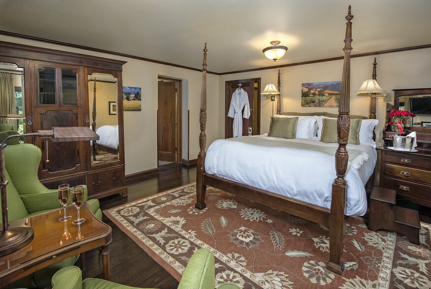 More Photos Of 13555 Hwy 116, Guerneville Hotel For Sale