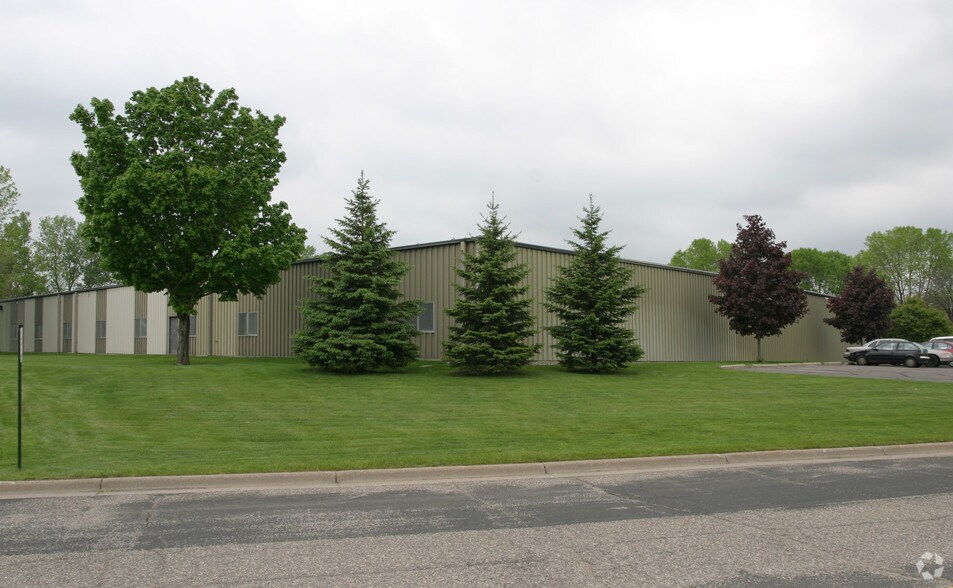More Photos Of 1450 Mendota Heights Rd, Mendota Heights Manufacturing For Sale
