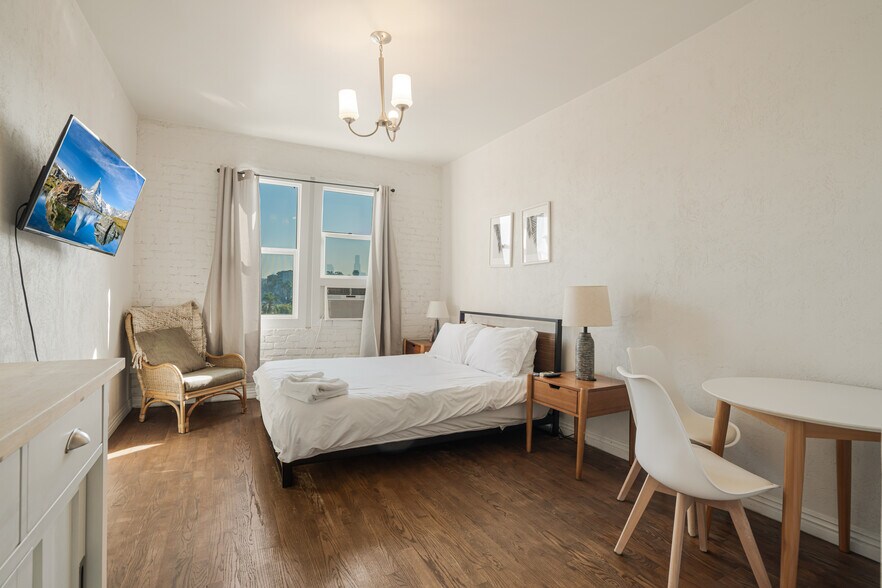 More Photos Of 2731 Beverly Blvd, Los Angeles Apartments For Sale