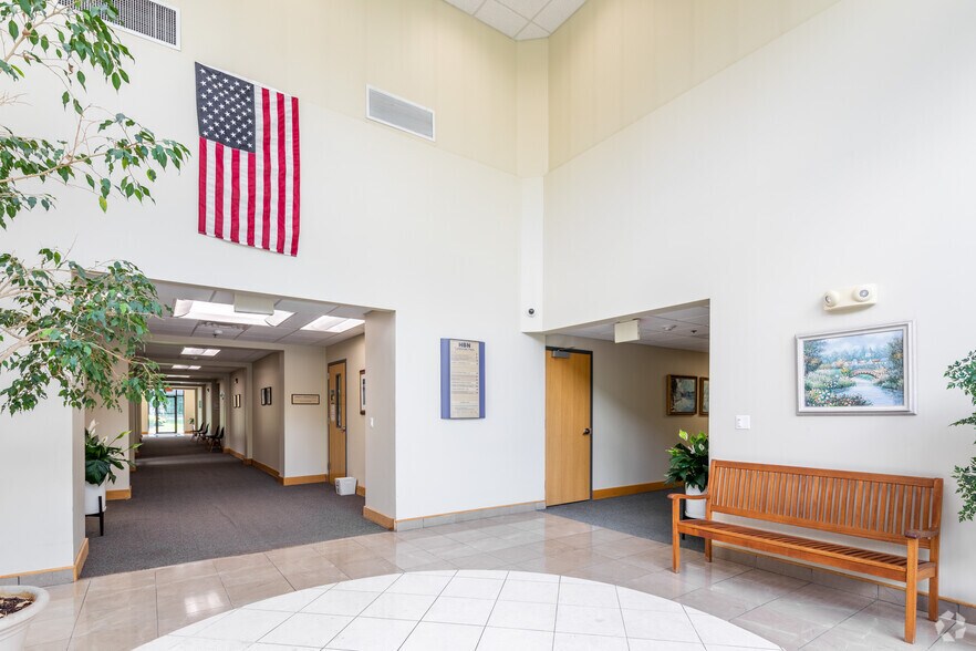 More Photos Of 153 S Main St, Newtown Medical For Lease