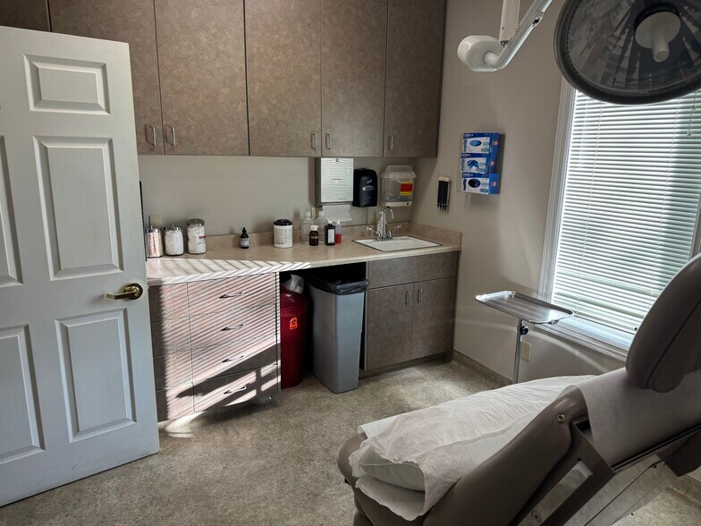 More Photos Of 97 Professional Way, Payson Office For Sale