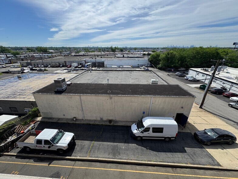 More Photos Of 194 Daniel St, Hackensack Warehouse For Sale