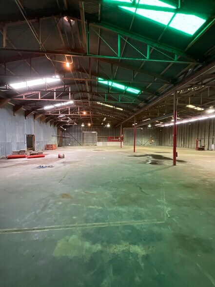 More Photos Of 3201 Texas Ave, La Marque Warehouse For Sale