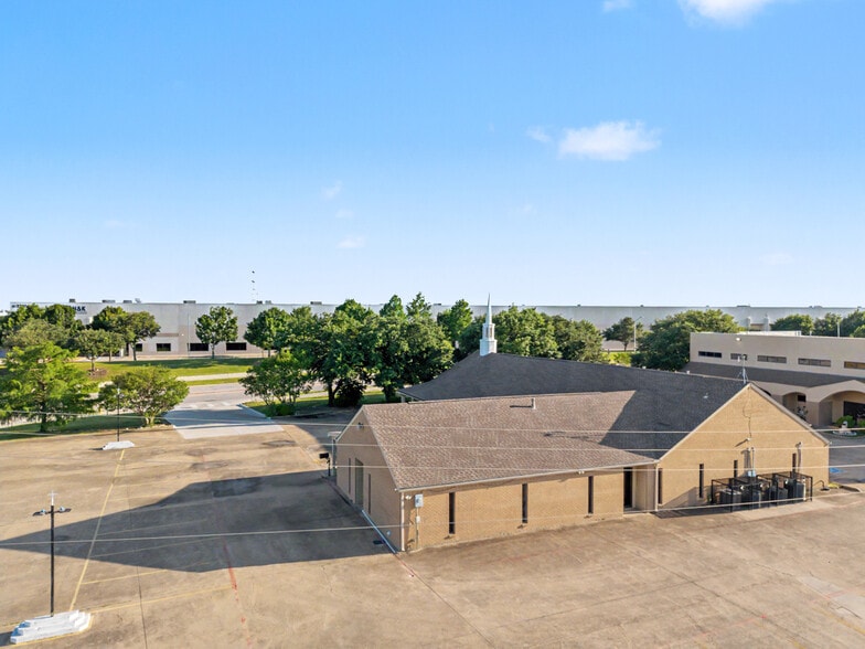 More Photos Of 2111 Skyline Dr, Mesquite Religious Facility For Sale