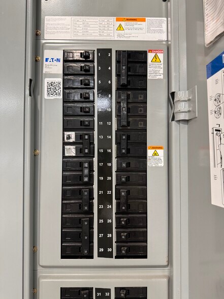 More Photos Of N643 Boulder Rd, Watertown Distribution For Sale