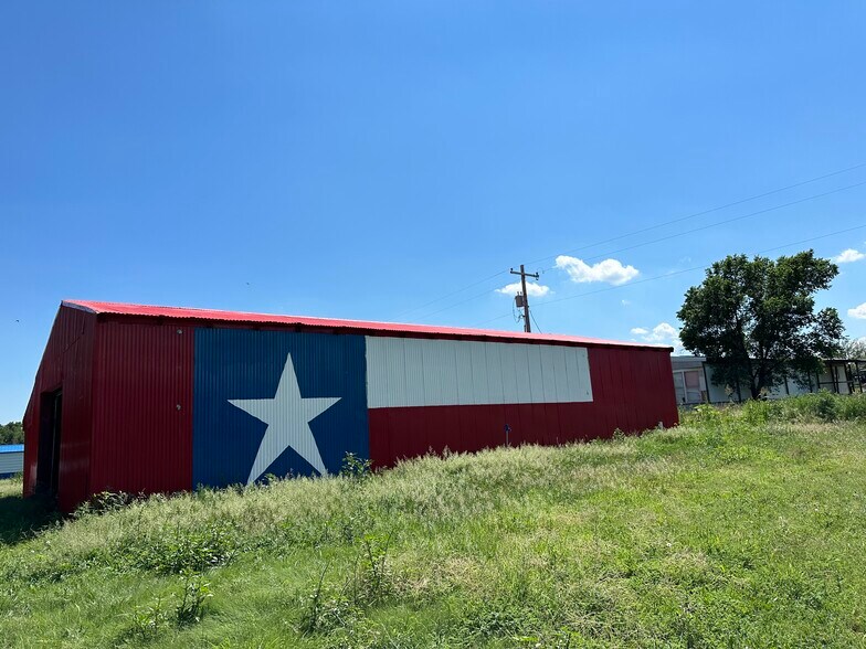 More Photos Of 700 N Texas St, Shamrock Land For Sale