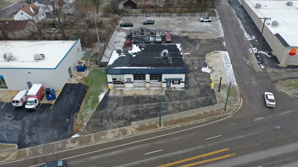 More Photos Of 3931 Salem Ave, Dayton Auto Repair For Sale