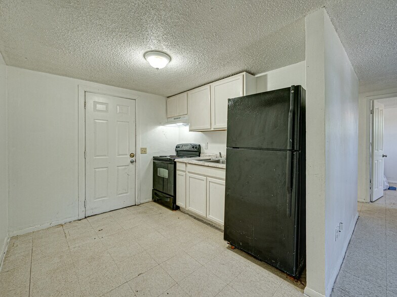 More Photos Of 38230 Roosevelt Ave, Dade City Apartments For Sale