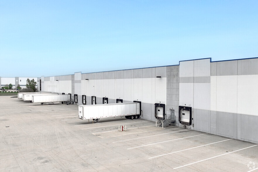 More Photos Of 500 Bartram Pky, Franklin Industrial For Sale