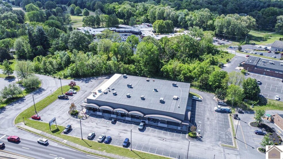 More Photos Of 3160 Parisa Dr, Paducah Storefront For Lease