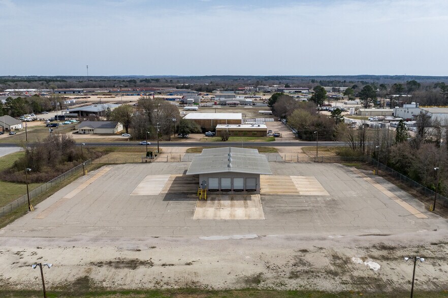 More Photos Of 12119 State Highway 155 N, Tyler Truck Terminal For Sale