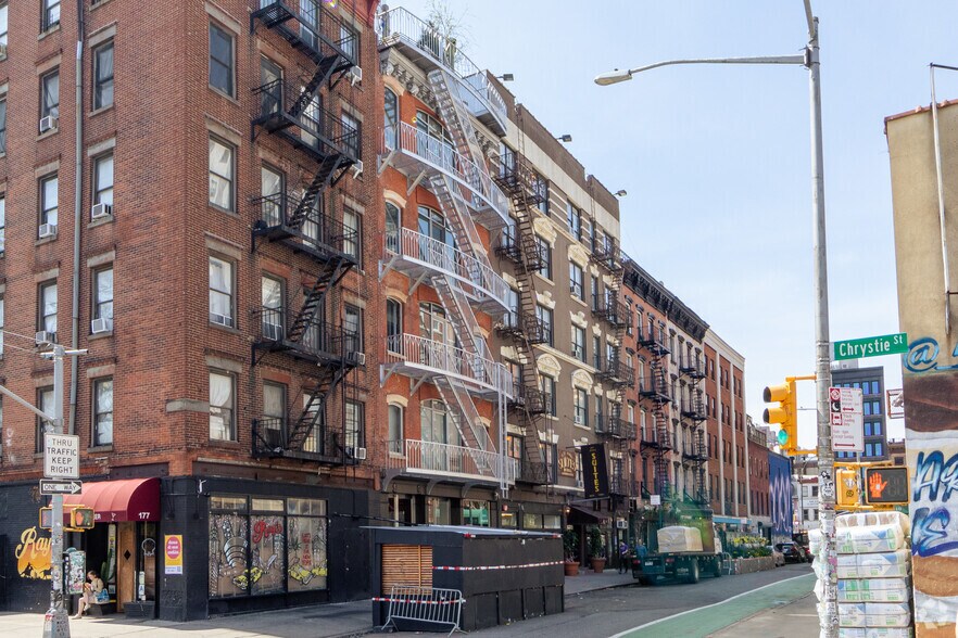 More Photos Of 15 Rivington St, New York Apartments For Sale