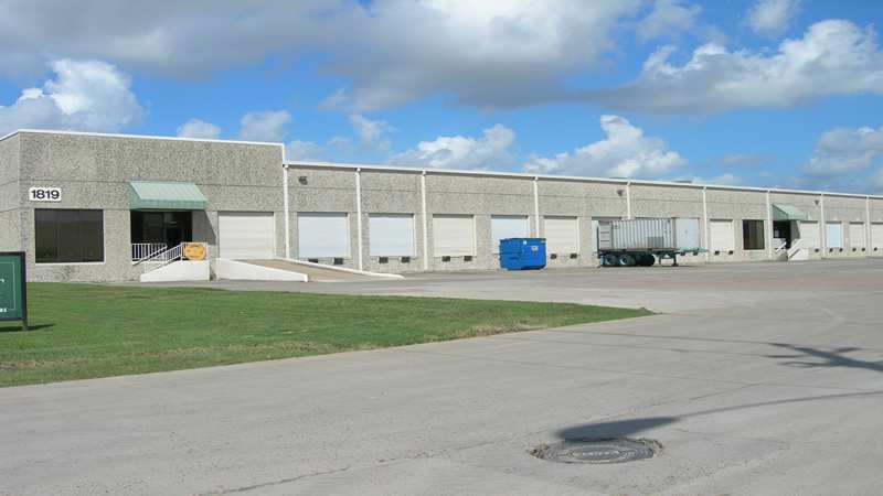 More Photos Of 1819 Turning Basin Dr, Houston Warehouse For Lease