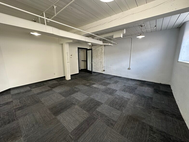 More Photos Of 710 Wheatland St, Phoenixville Office For Lease