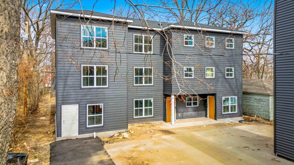 More Photos Of 815 6th St SE, Minneapolis Land For Sale
