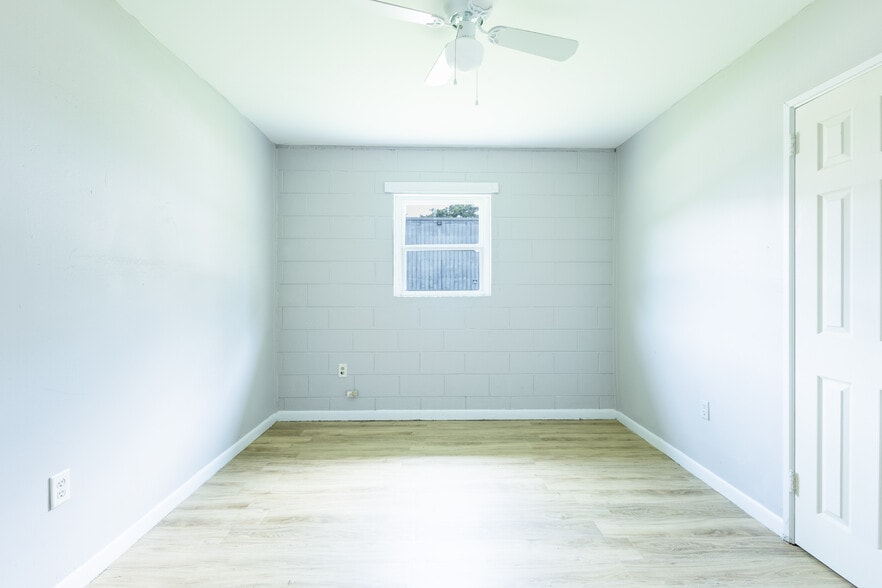 More Photos Of 3413 Terminal Ct, Columbus Apartments For Sale