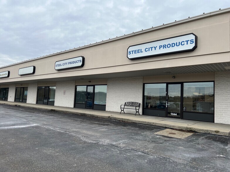 Primary Photo Of 1036-1062 Corporate Ln, Export Storefront Retail Office For Lease