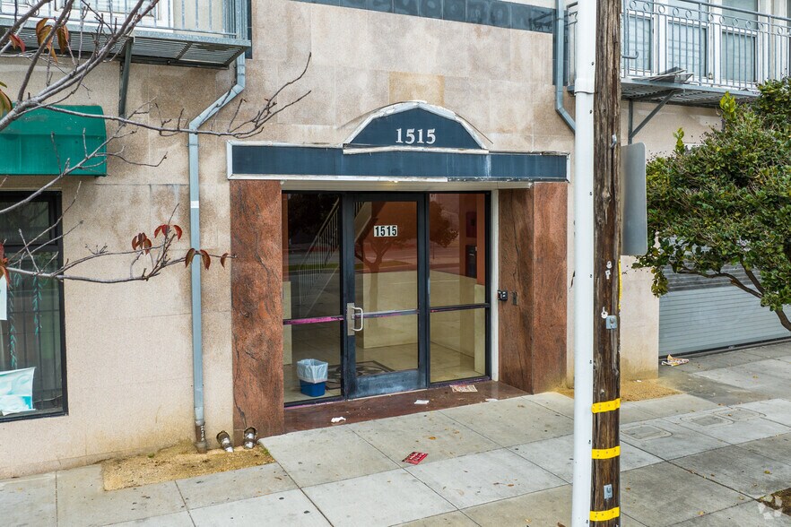 More Photos Of 1513-1515 14th Ave, Oakland Apartments For Sale
