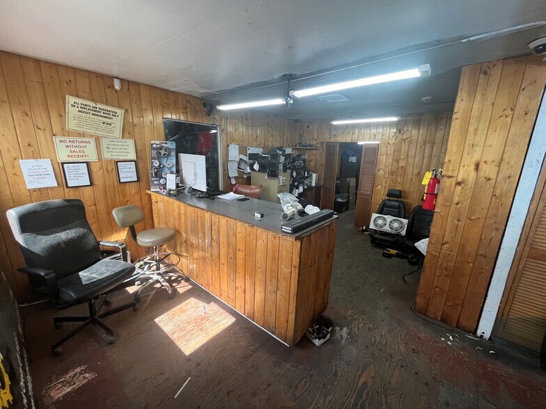 More Photos Of 802 N Geneva Rd, Orem Land For Lease