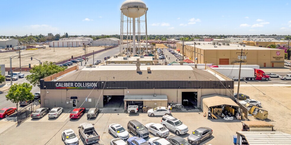 Primary Photo Of 401 10th St, Modesto Auto Repair For Sale