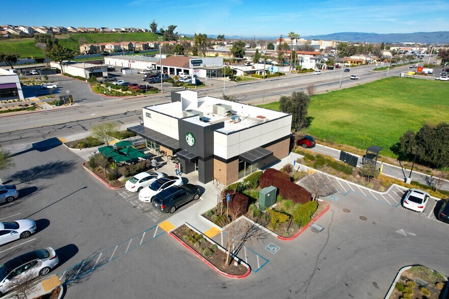 More Photos Of 111 San Felipe Rd, Hollister Restaurant For Sale