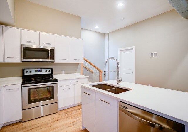 More Photos Of 1555-1563 N 4th St, Columbus Apartments For Sale