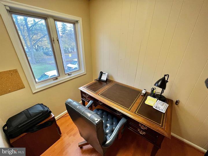 More Photos Of 229 E Main St, Westminster Office For Lease