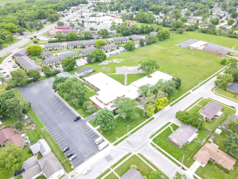 Primary Photo Of 702 Albert St, Englewood Schools For Sale