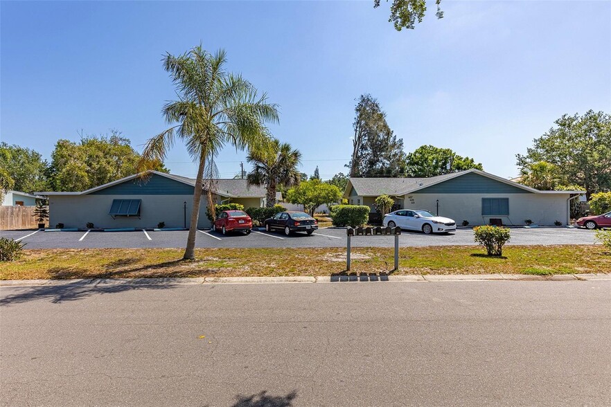 Primary Photo Of 407 62nd St W, Bradenton Apartments For Sale