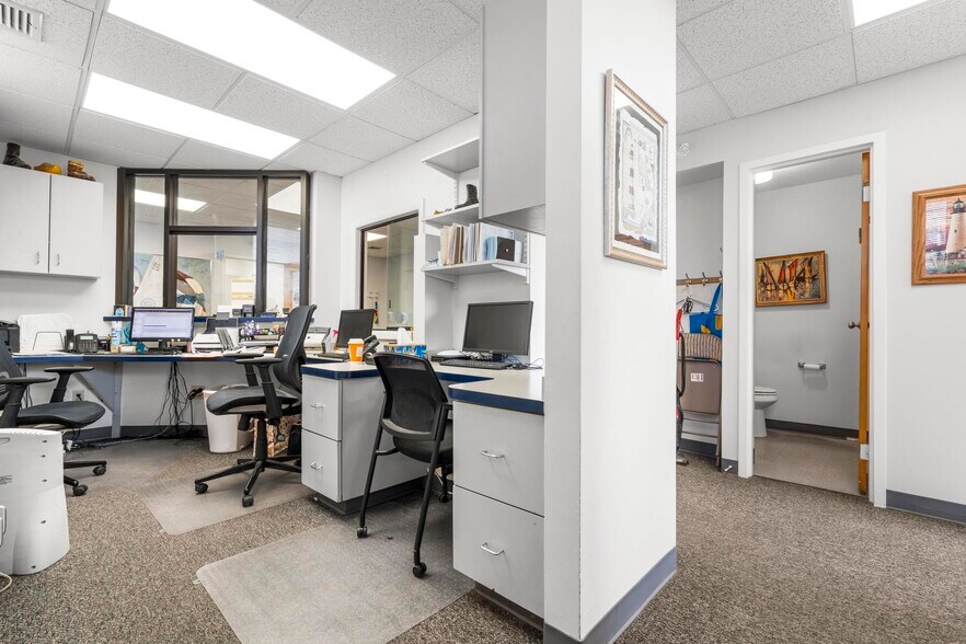 More Photos Of 385 Main St, West Haven Medical For Sale