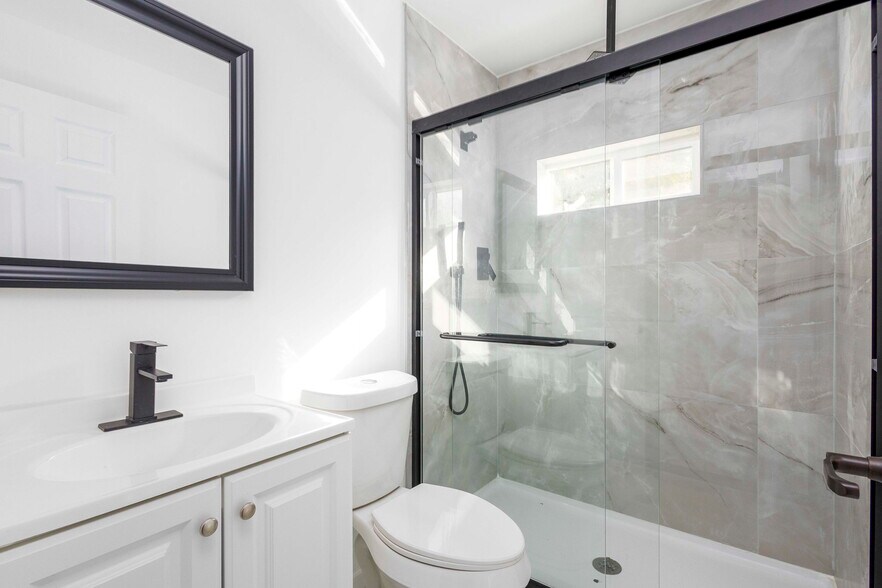 More Photos Of 553 Belmont St, Detroit Apartments For Sale