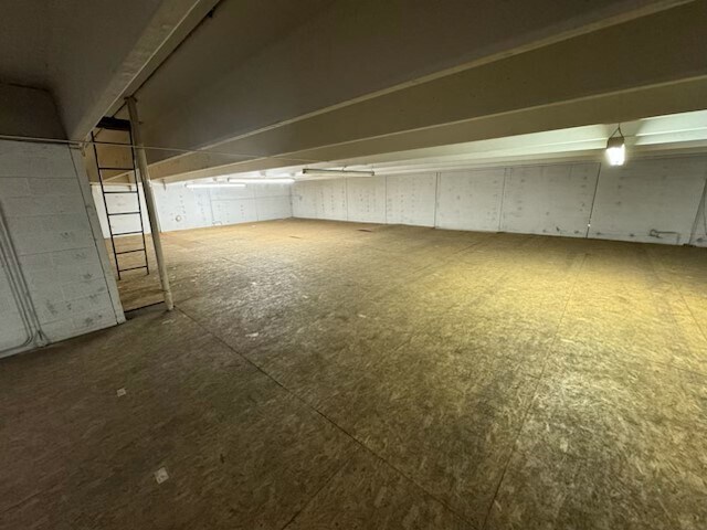 More Photos Of 1103 E Maguire Rd, Noble Light Manufacturing For Sale