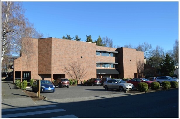 More Photos Of 5441 S Macadam Ave, Portland Office For Lease