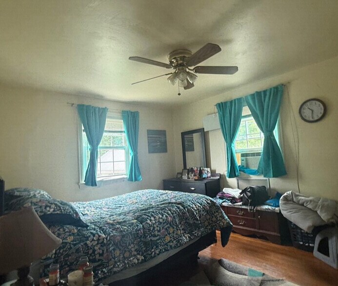 More Photos Of 533 Station St, Bridgeville Apartments For Sale